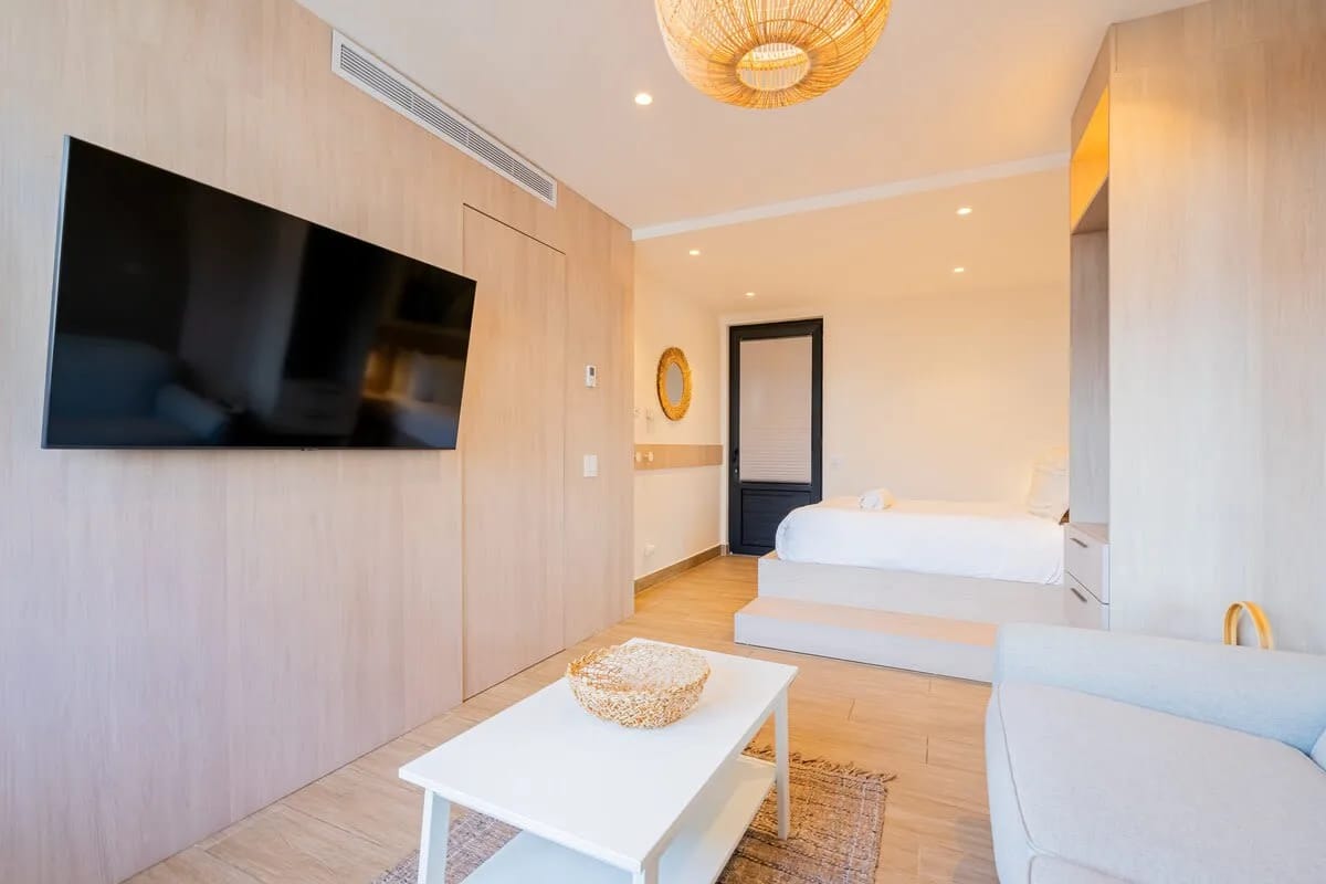 Premium 1BR in Casco Antiguo w/ Rooftop