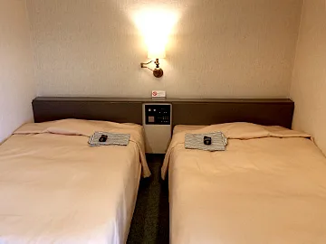 Twin room
