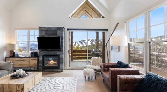 Saddle Ridge Townhome | Unit S1