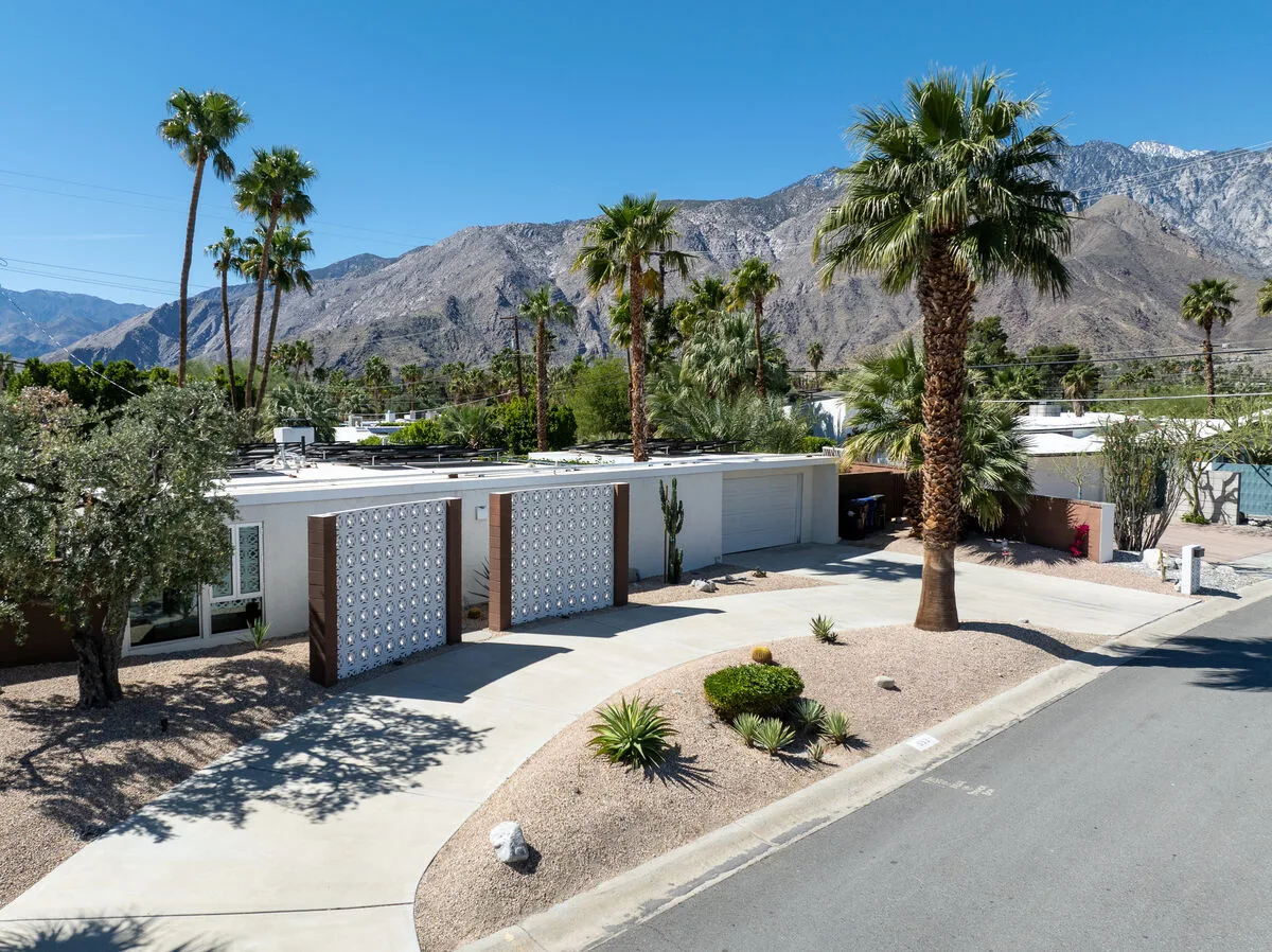 Spencer Palms