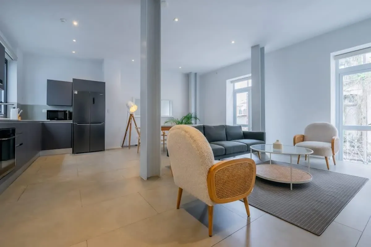 Spacious 2BR in Casco Antiguo w/ Rooftop