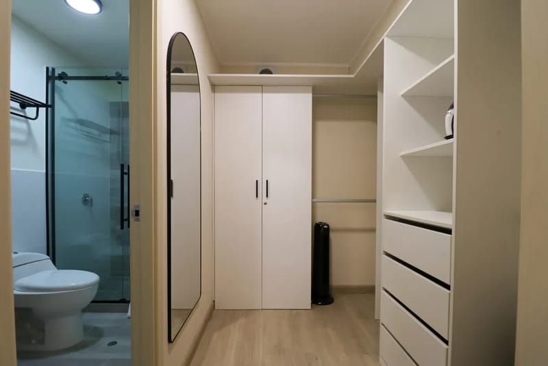 Upscale 3BR w/ AC & Balcony in Miraflores