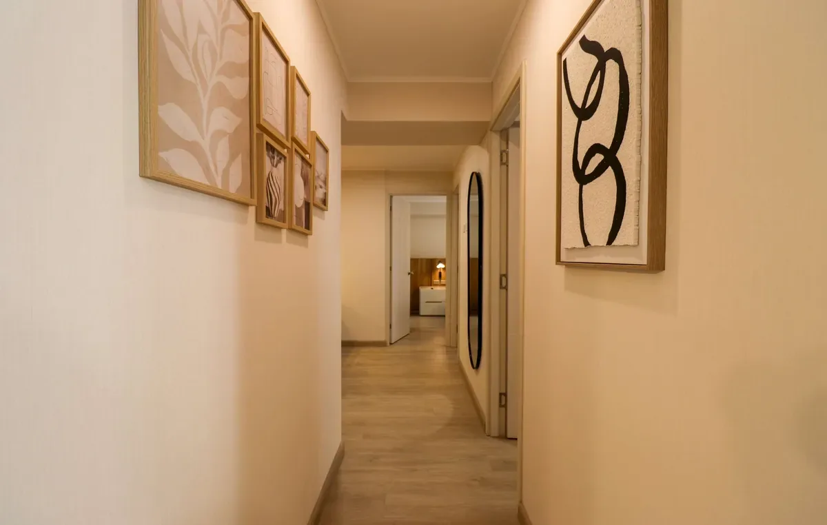 Upscale 3BR w/ AC & Balcony in Miraflores
