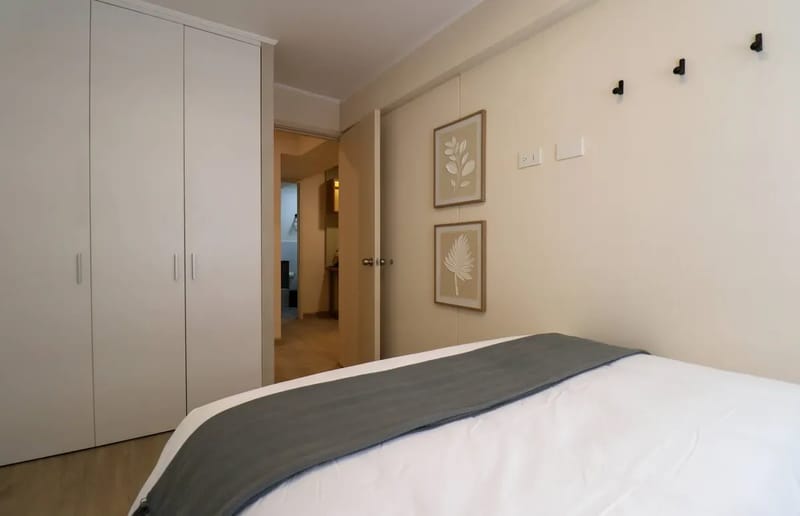 Upscale 3BR w/ AC & Balcony in Miraflores