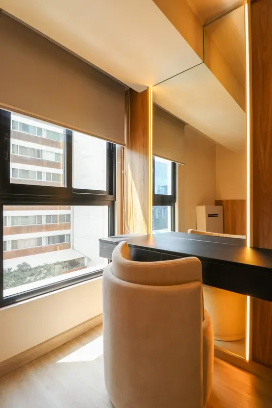 Upscale 3BR w/ AC & Balcony in Miraflores