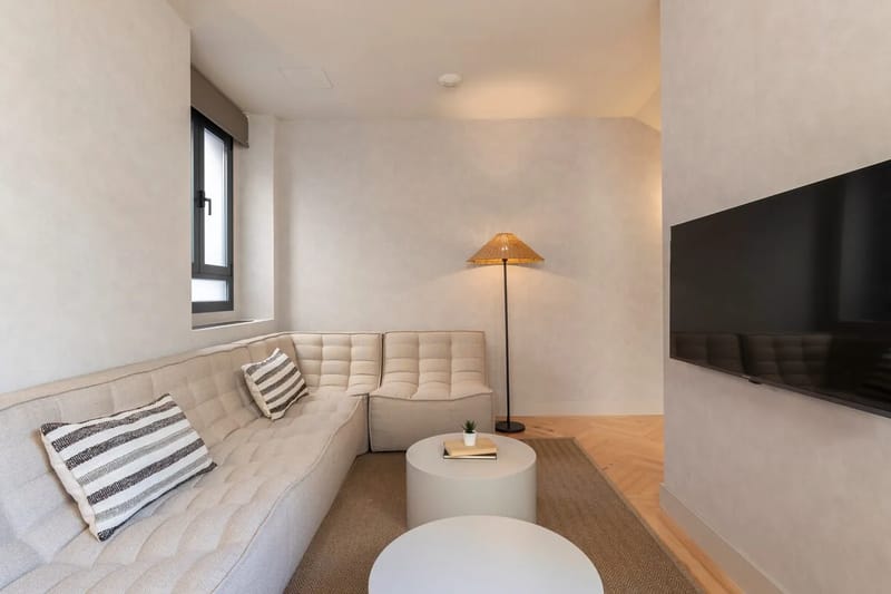 Penthouse Living at Palacio Real