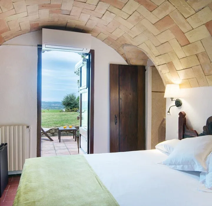 Habitación Masía Jardín con minibar