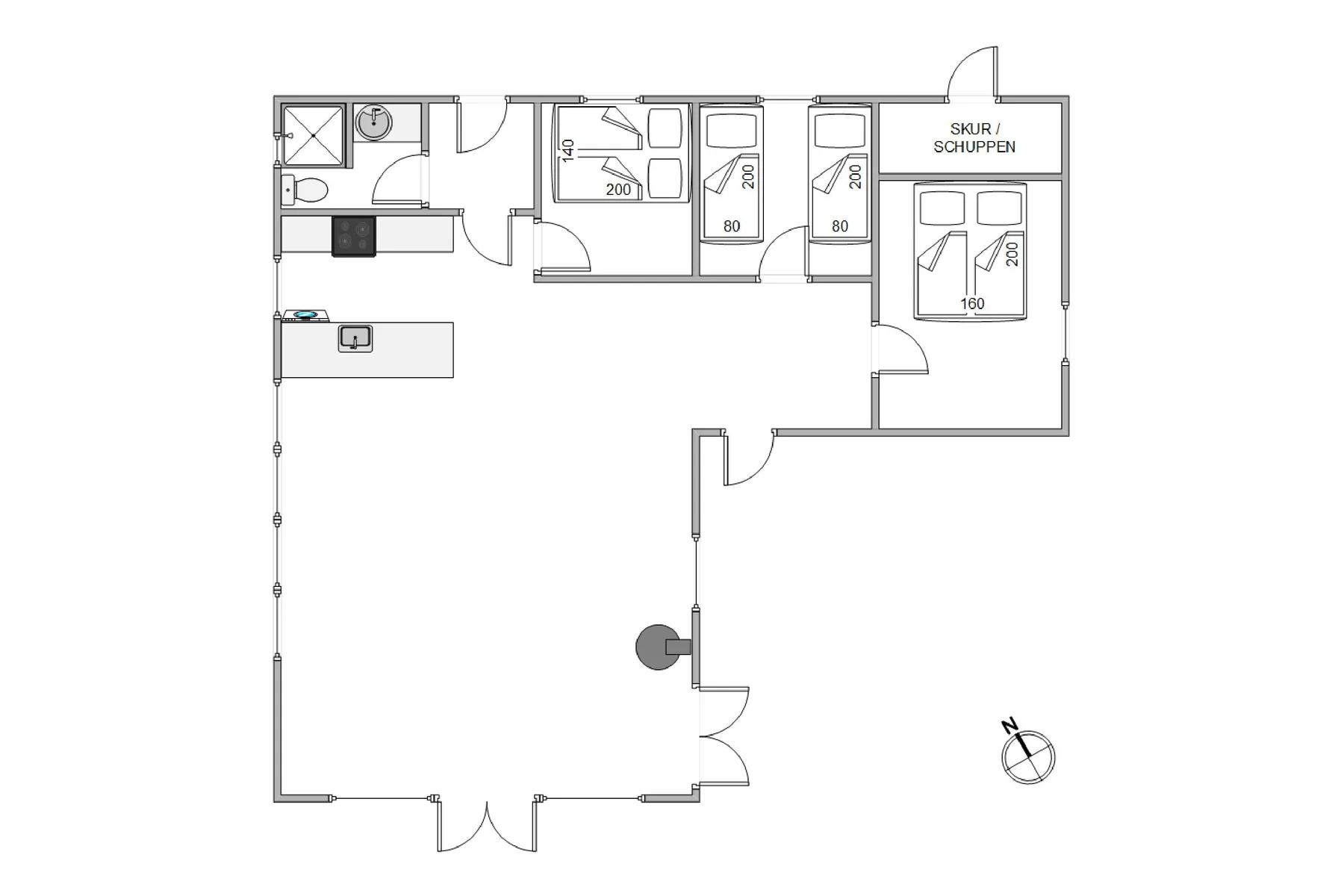 Un plano muestra la distribución de una casa, con dormitorios y una amplia zona central.