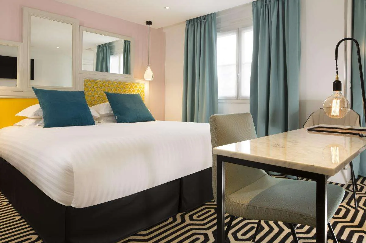 Superior room