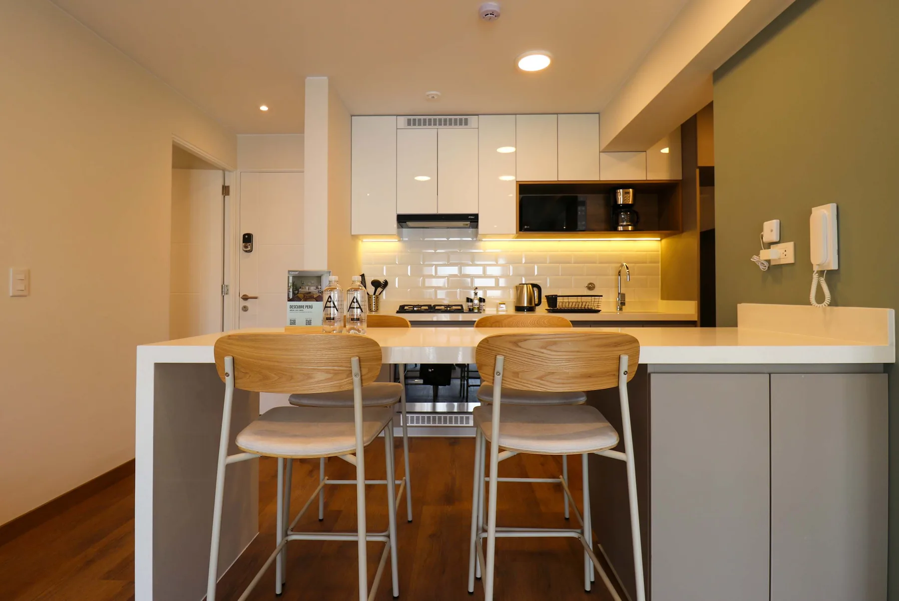 Ethereal 2BR w/ Balcony in Miraflores