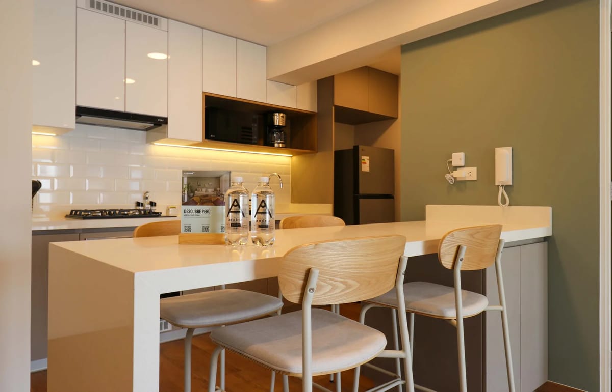 Ethereal 2BR w/ Balcony in Miraflores