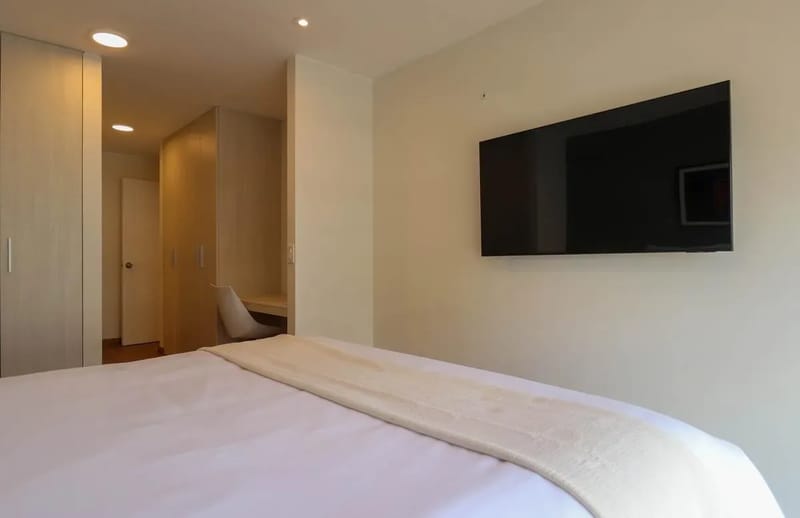 Ethereal 2BR w/ Balcony in Miraflores