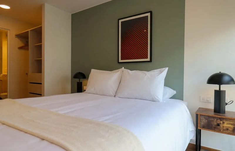 Ethereal 2BR w/ Balcony in Miraflores