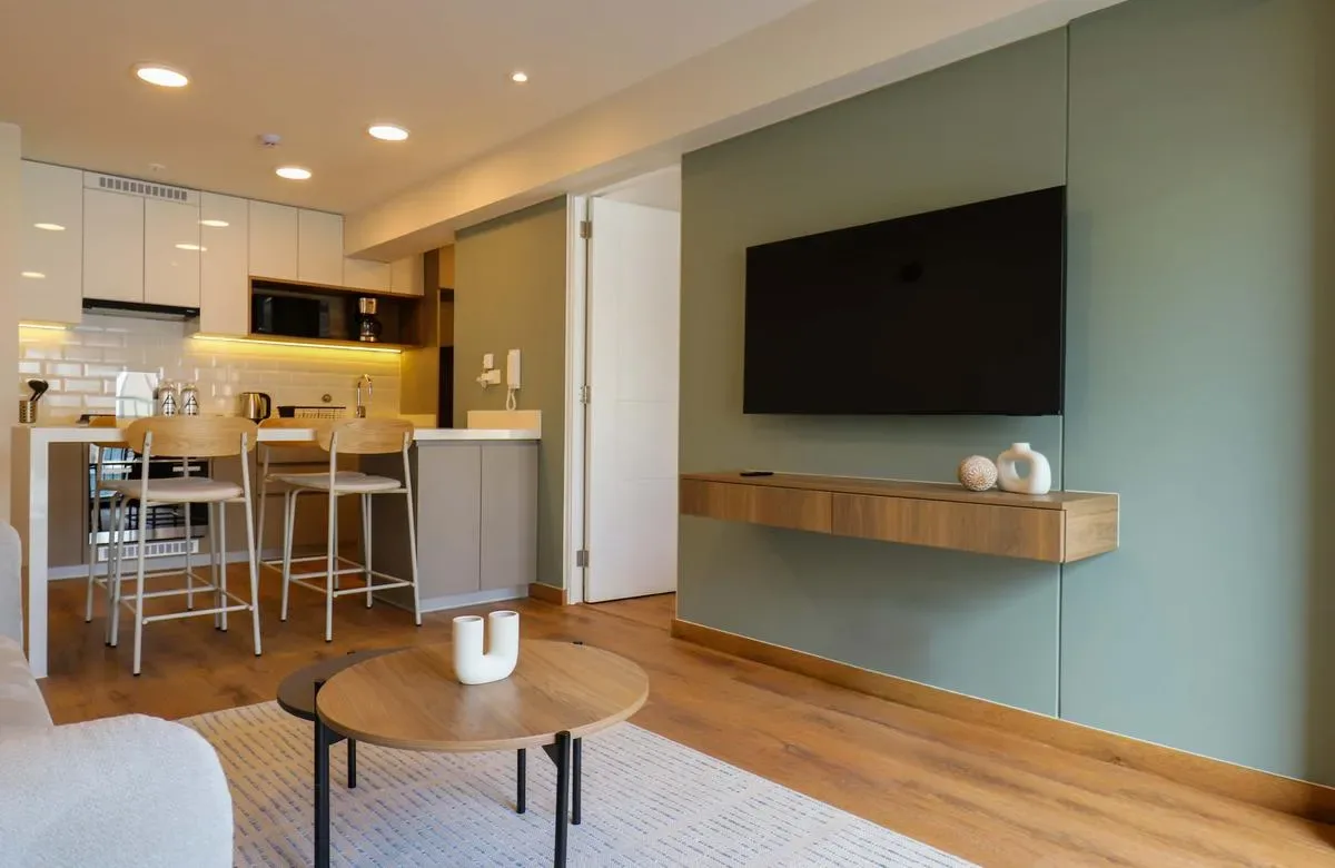 Ethereal 2BR w/ Balcony in Miraflores