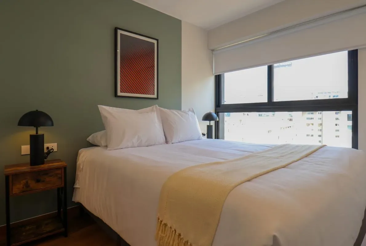 Ethereal 2BR w/ Balcony in Miraflores