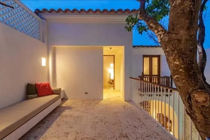 Luxurious House w/ Fantastic Pool in Cartagena