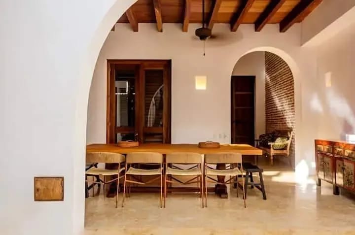 Luxurious House w/ Fantastic Pool in Cartagena