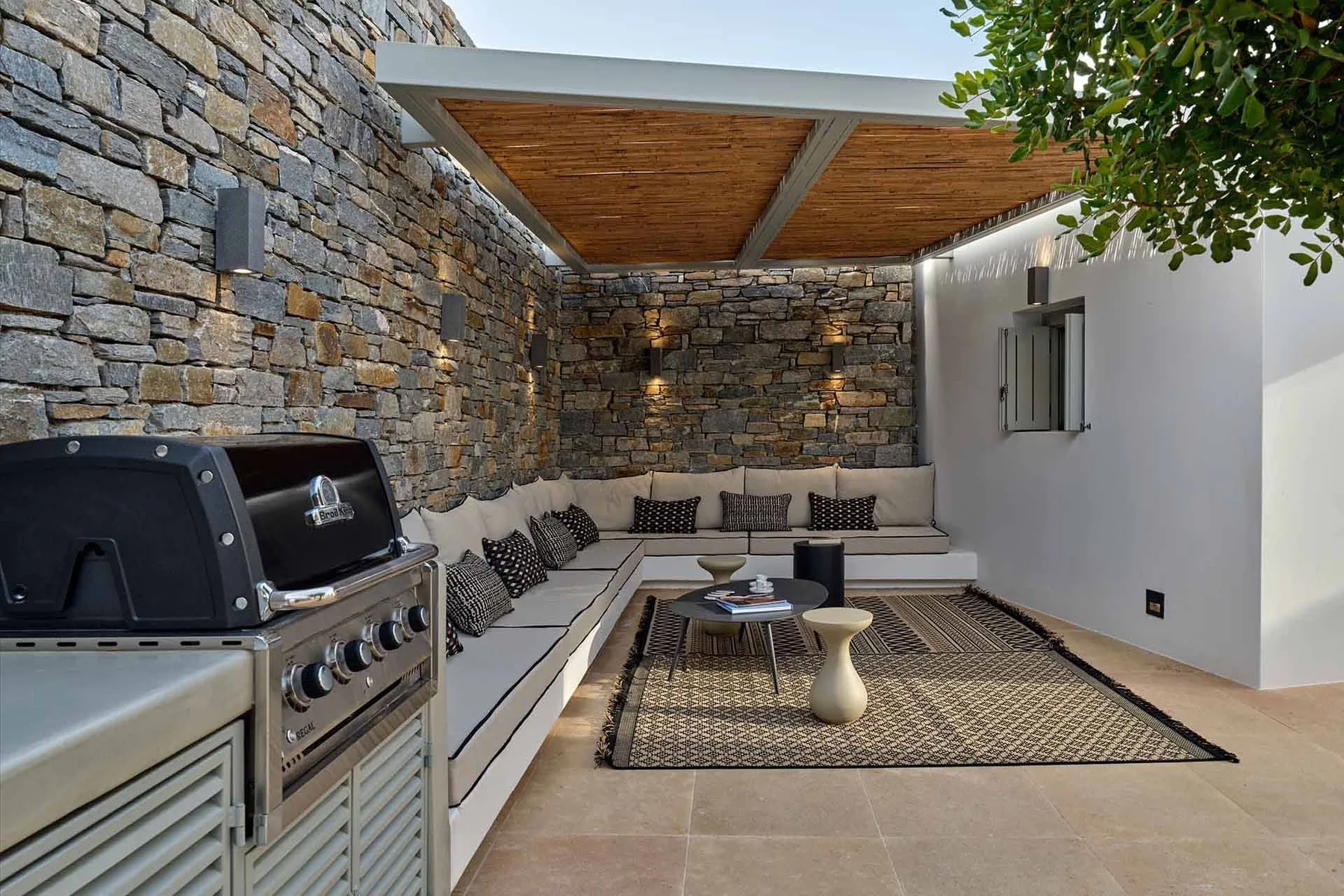Paros luxury villa Eurydice in Kostos - 3