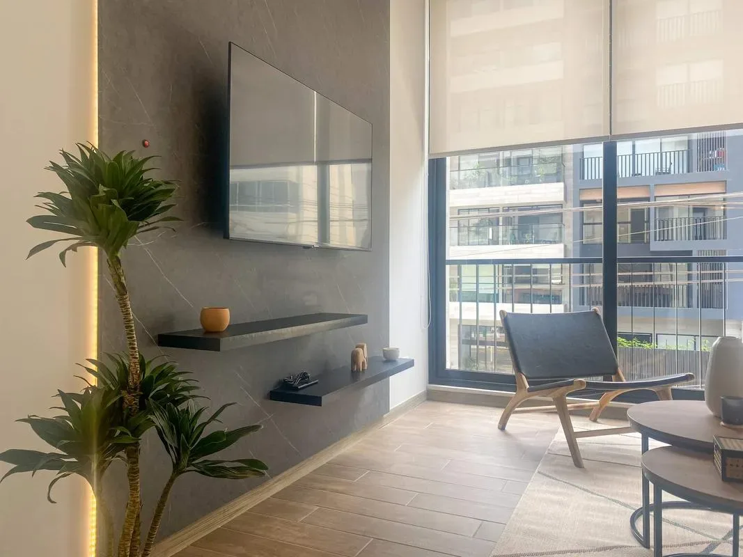 Bold and Spacious 2BR in Miraflores