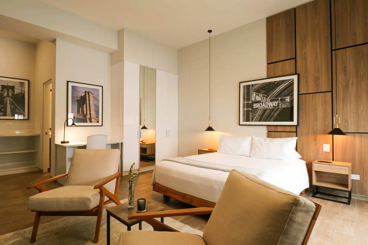 Bold and Spacious 2BR in Miraflores