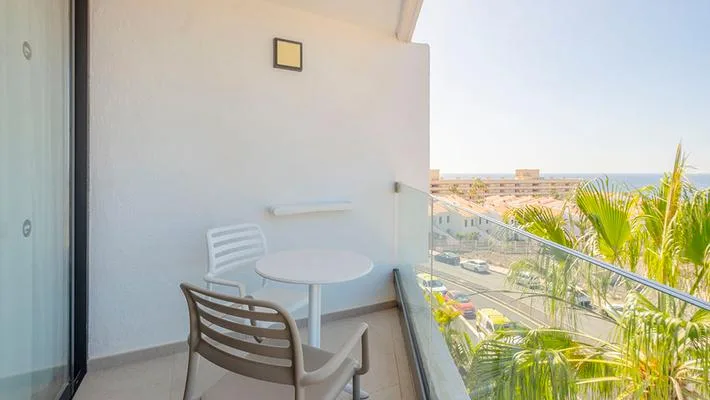 Double room with side sea views