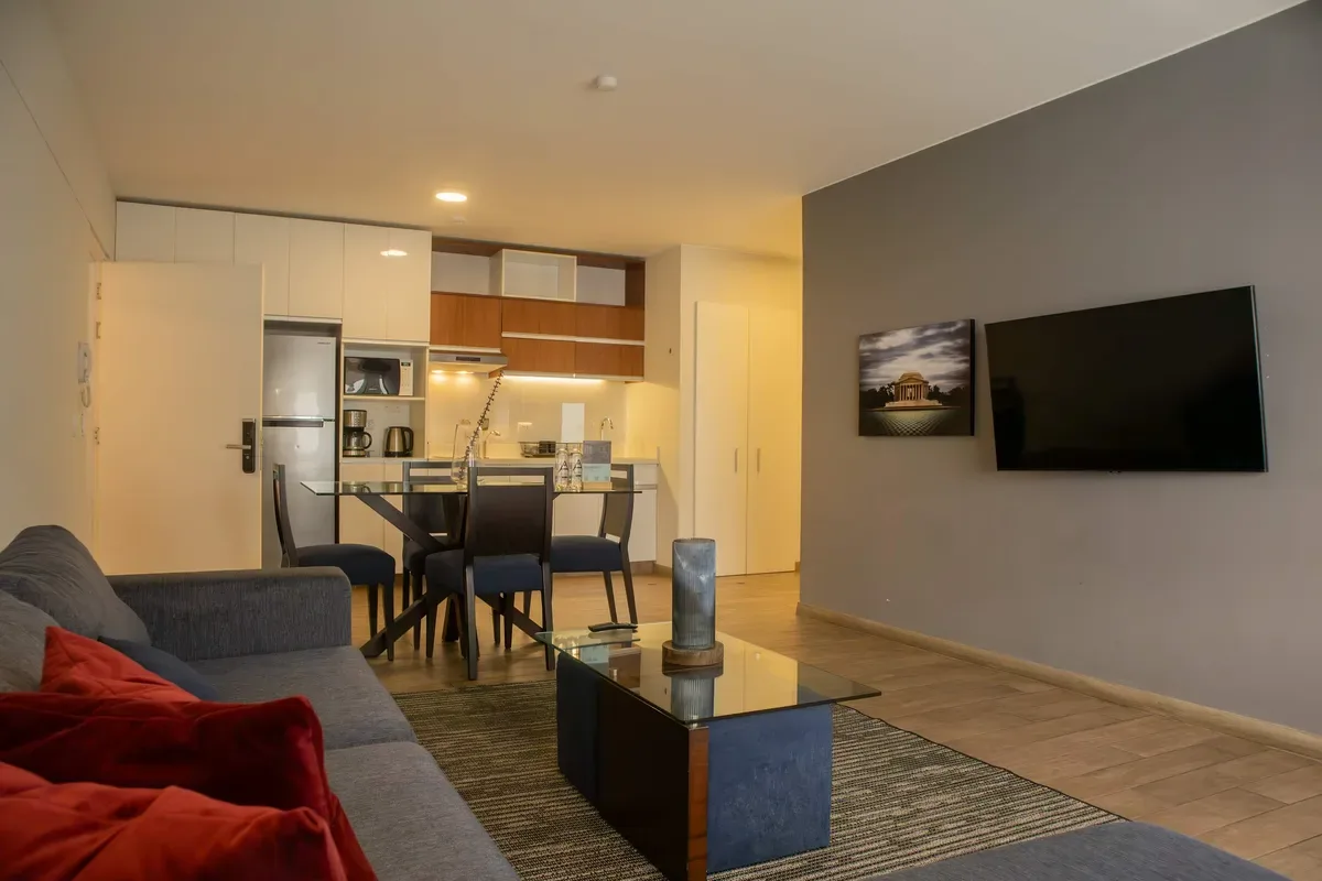 Artsy 2BR in the Heart of Miraflores