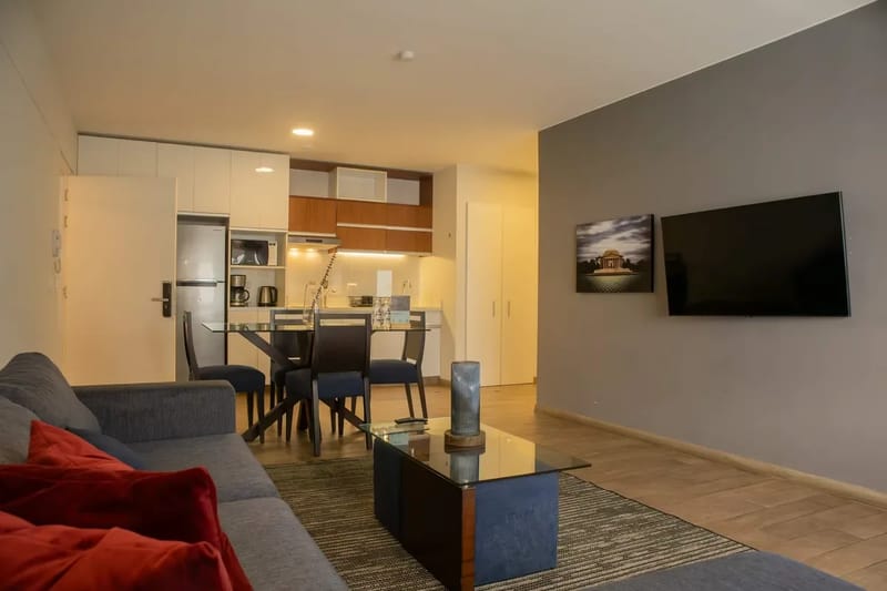 Artsy 2BR in the Heart of Miraflores