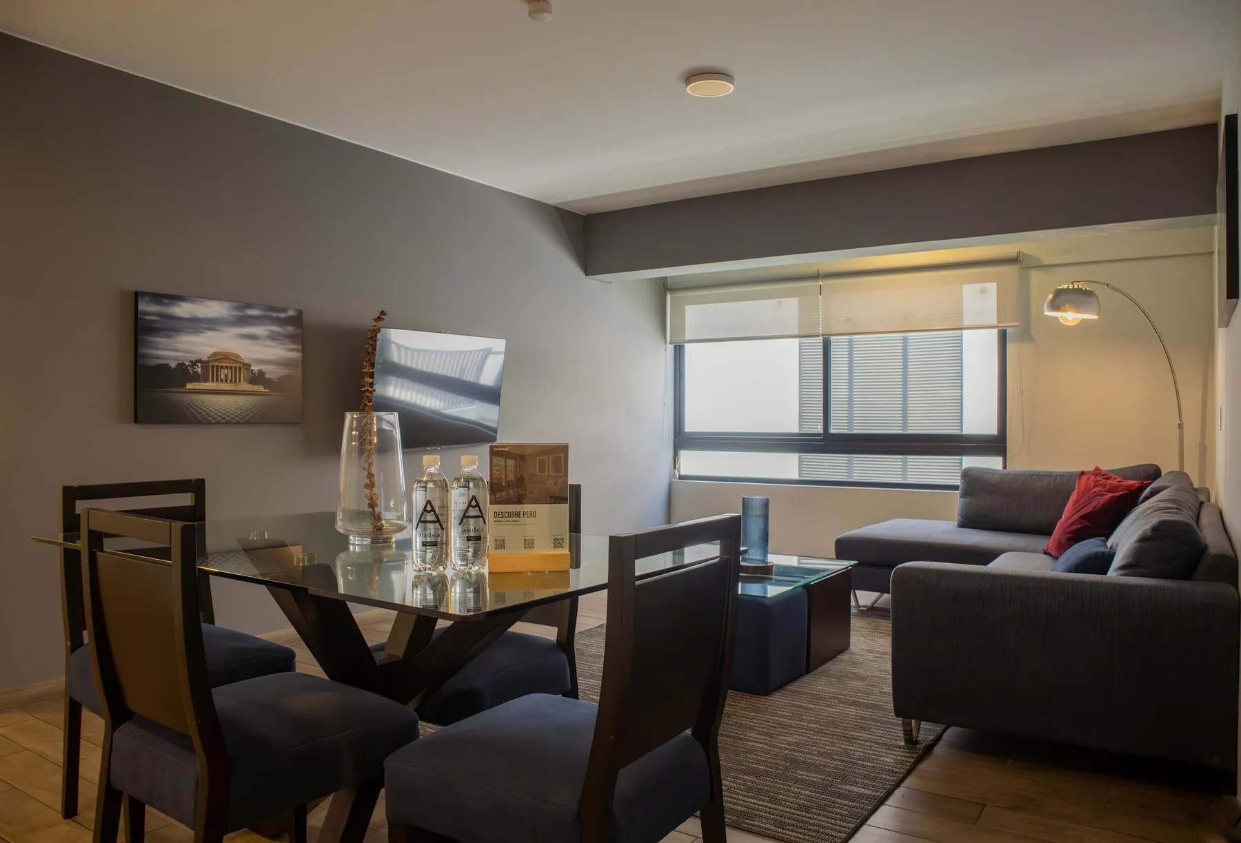 Artsy 2BR in the Heart of Miraflores