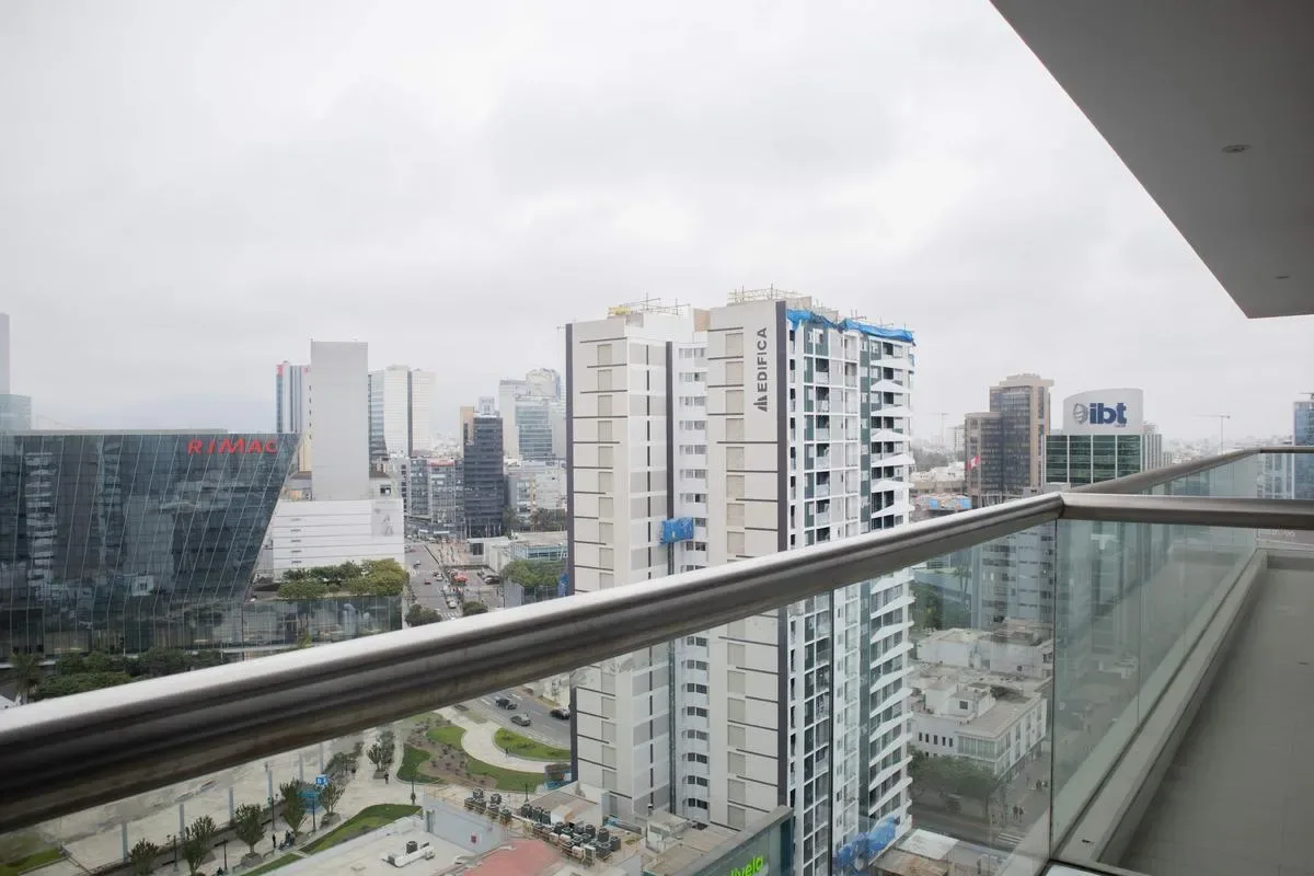 Incredible 2BR with Balcony in San Isidro