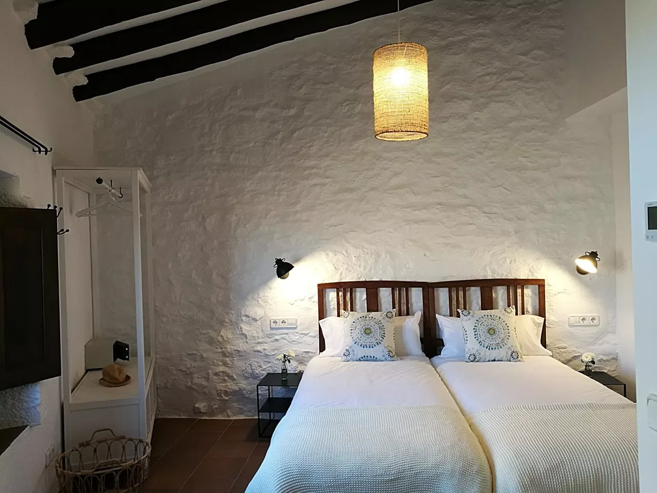 Double room with two single beds