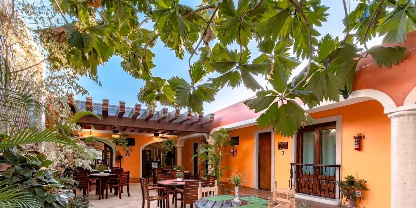 El Zaguán Colonial by GuruHotel