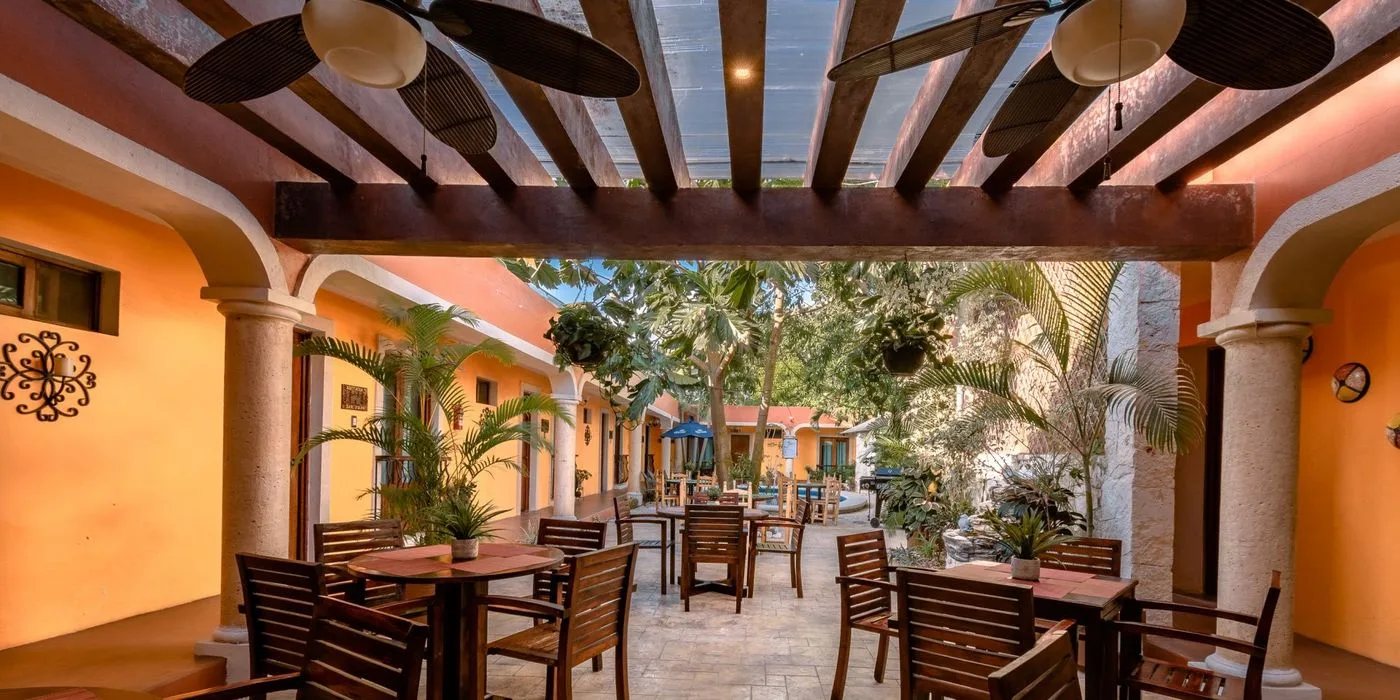 El Zaguán Colonial by GuruHotel