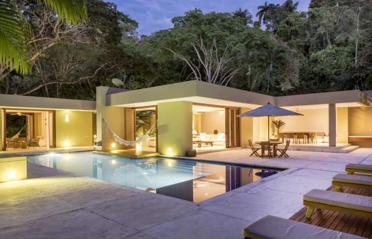 Astonishing 5BR House w/ pool in Anapoima