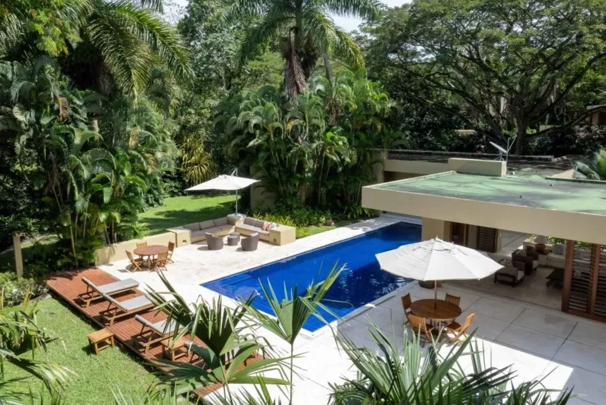 Astonishing 5BR House w/ pool in Anapoima