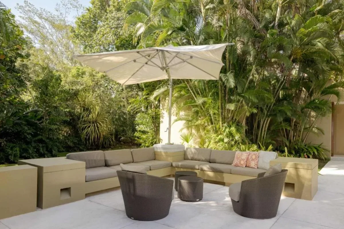 Astonishing 5BR House w/ pool in Anapoima