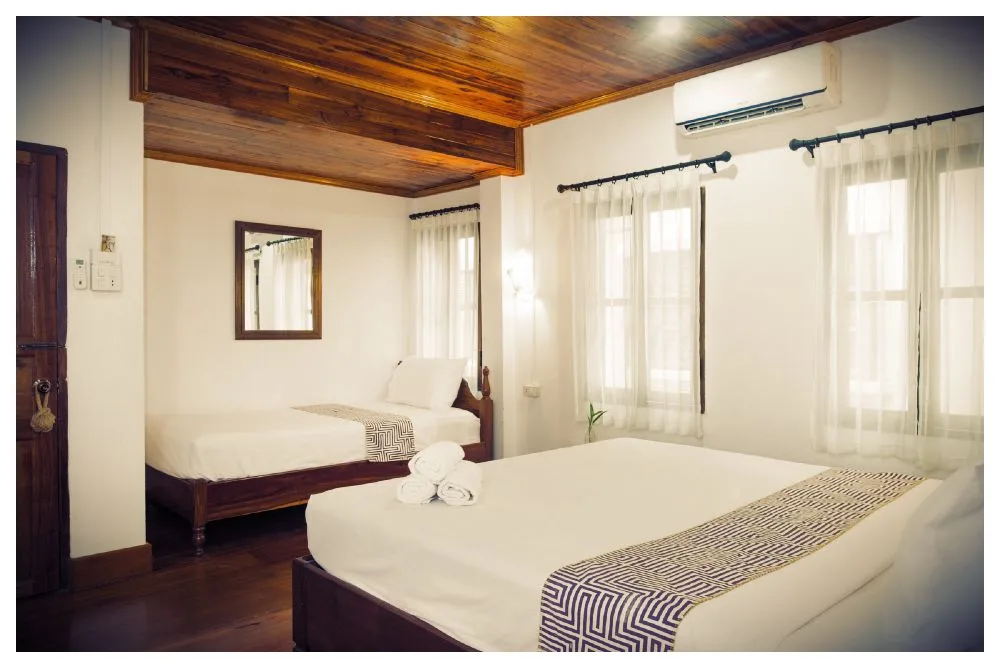 Deluxe family room