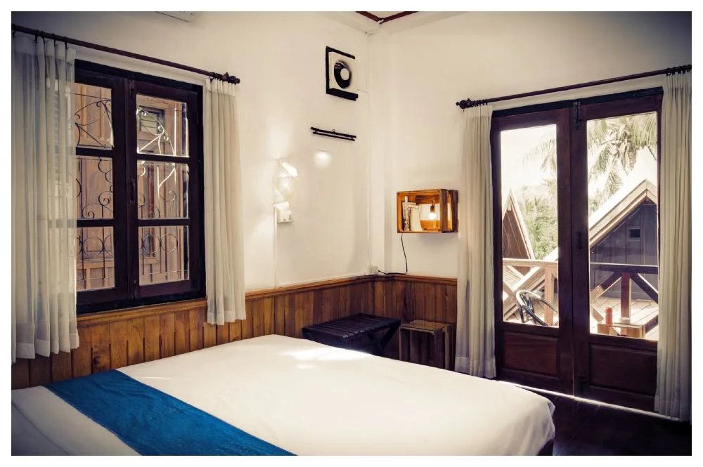 Standard balcony room