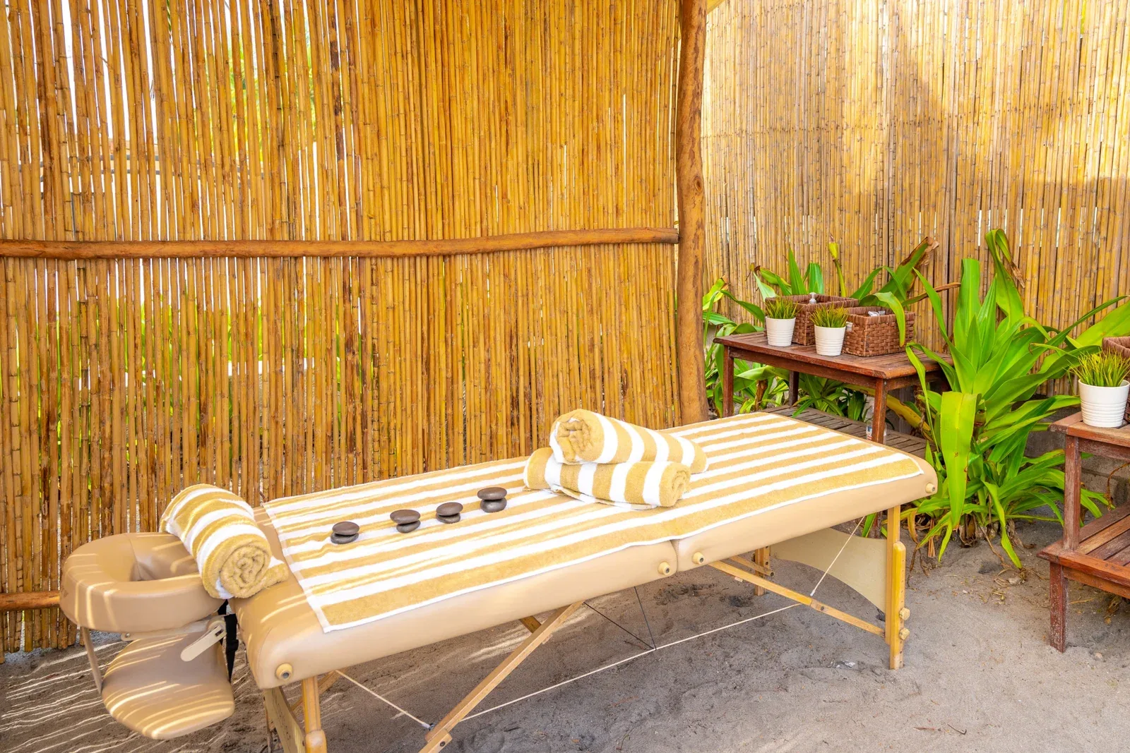Izalco Hotel & Beach Resort