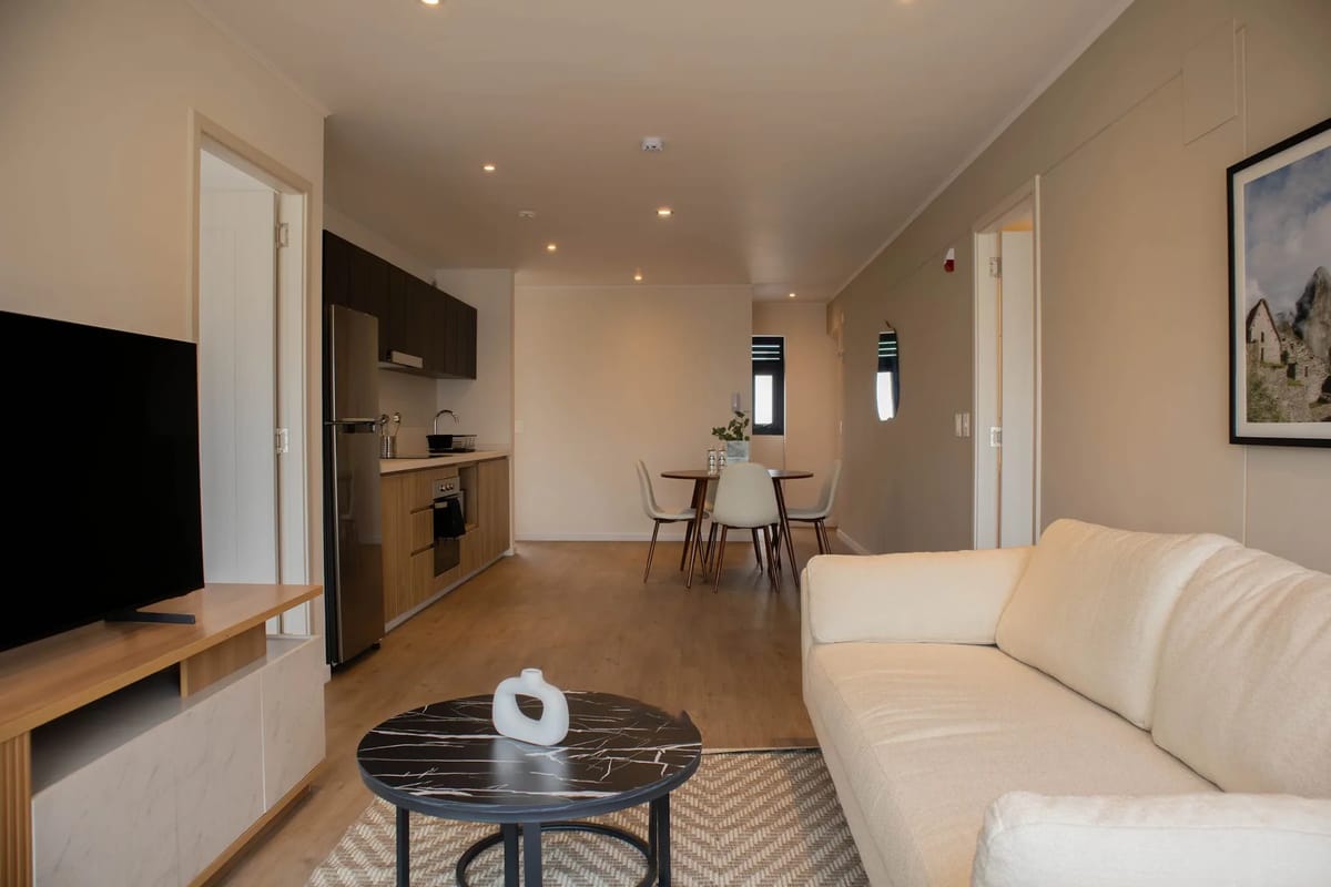 Elegant 2BR Apartment in Miraflores Steps from Larcomar
