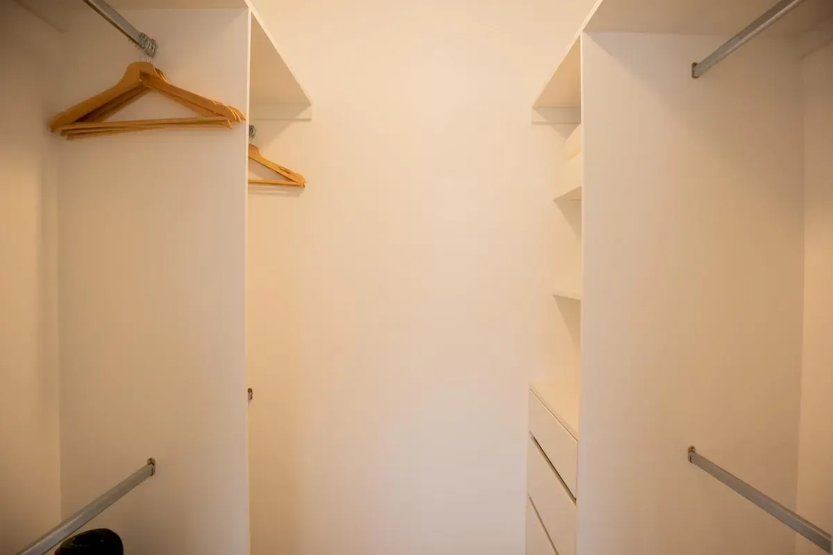 Elegant 2BR Apartment in Miraflores Steps from Larcomar