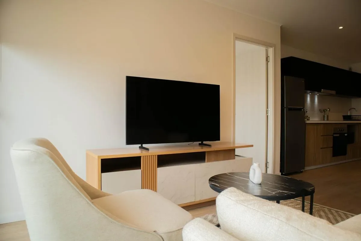 Elegant 2BR Apartment in Miraflores Steps from Larcomar