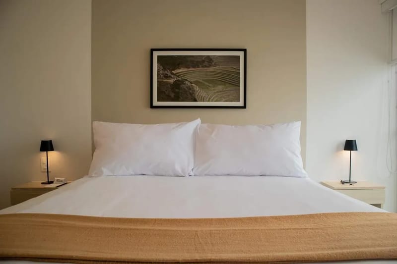 Elegant 2BR Apartment in Miraflores Steps from Larcomar