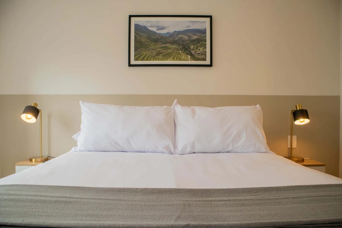 Elegant 2BR Apartment in Miraflores Steps from Larcomar