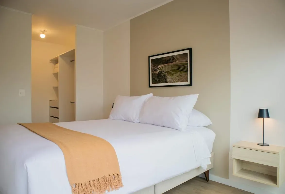Elegant 2BR Apartment in Miraflores Steps from Larcomar