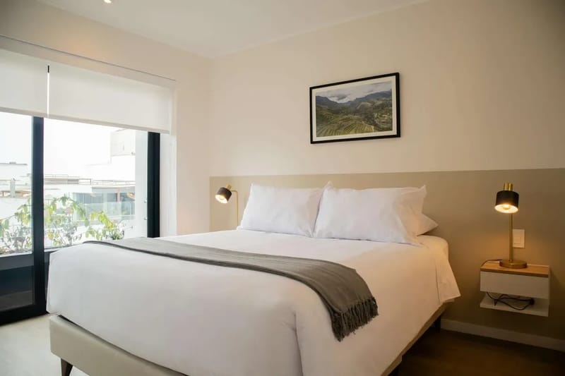 Elegant 2BR Apartment in Miraflores Steps from Larcomar
