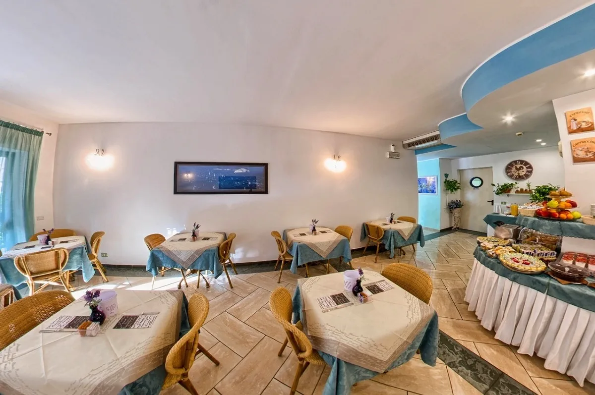 Breakfast room