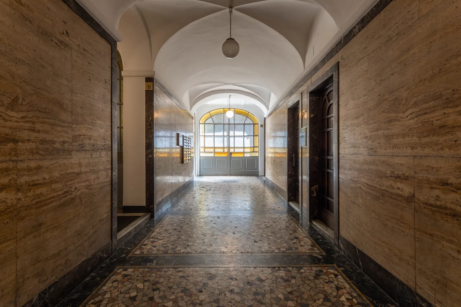 Quartieri Central Home