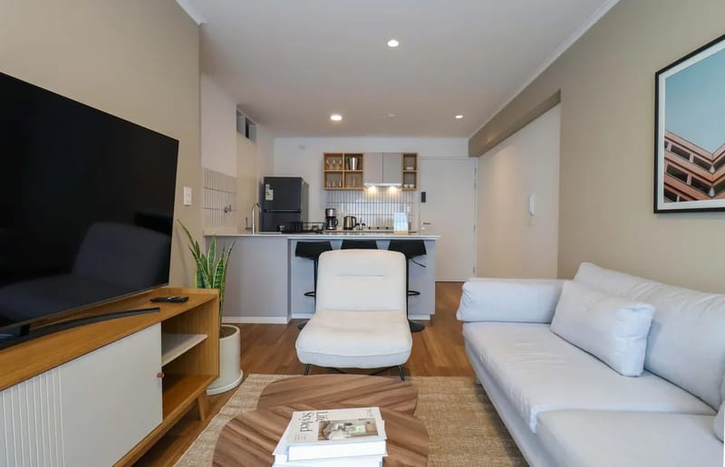 Graceful 2BR w/ Balcony in Miraflores