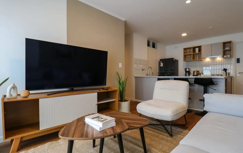 Graceful 2BR w/ Balcony in Miraflores