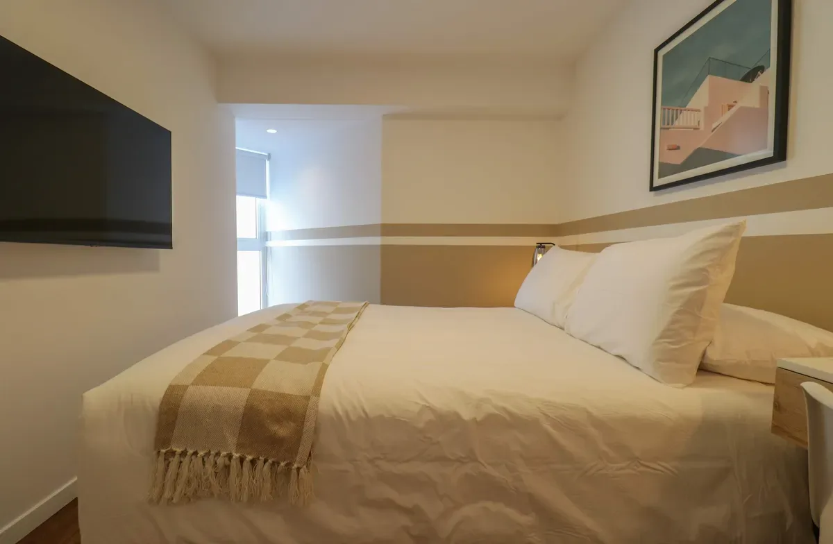 Graceful 2BR w/ Balcony in Miraflores